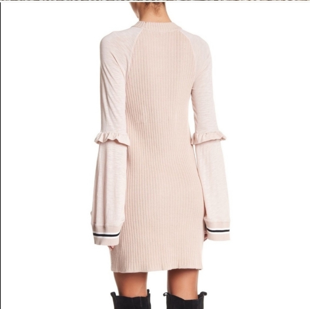 Free People 'Zou Bisou' Bell Sleeve Ribbed Mini Sweater Dress Size XS Nude Rose - Picture 2 of 16